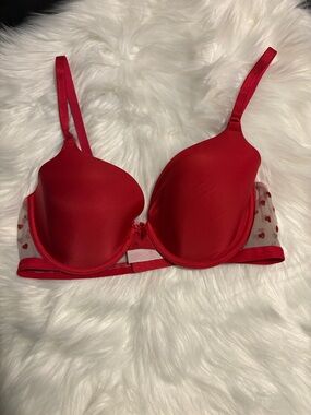 Victoria’s Secret Red Bra with red hearts 36C lined perfect coverage